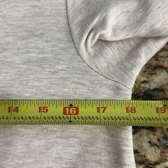 Soft Surroundings Cream Color V-neck Front Pockets Pullover Top Size XS - Picture 7 of 8